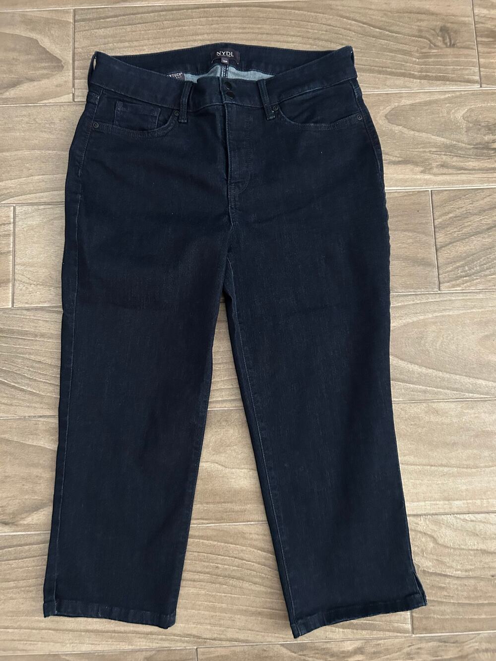 NYDJ DARK BLUE CROP JEANS SIZE 10P